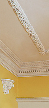 Ceiling with moulding